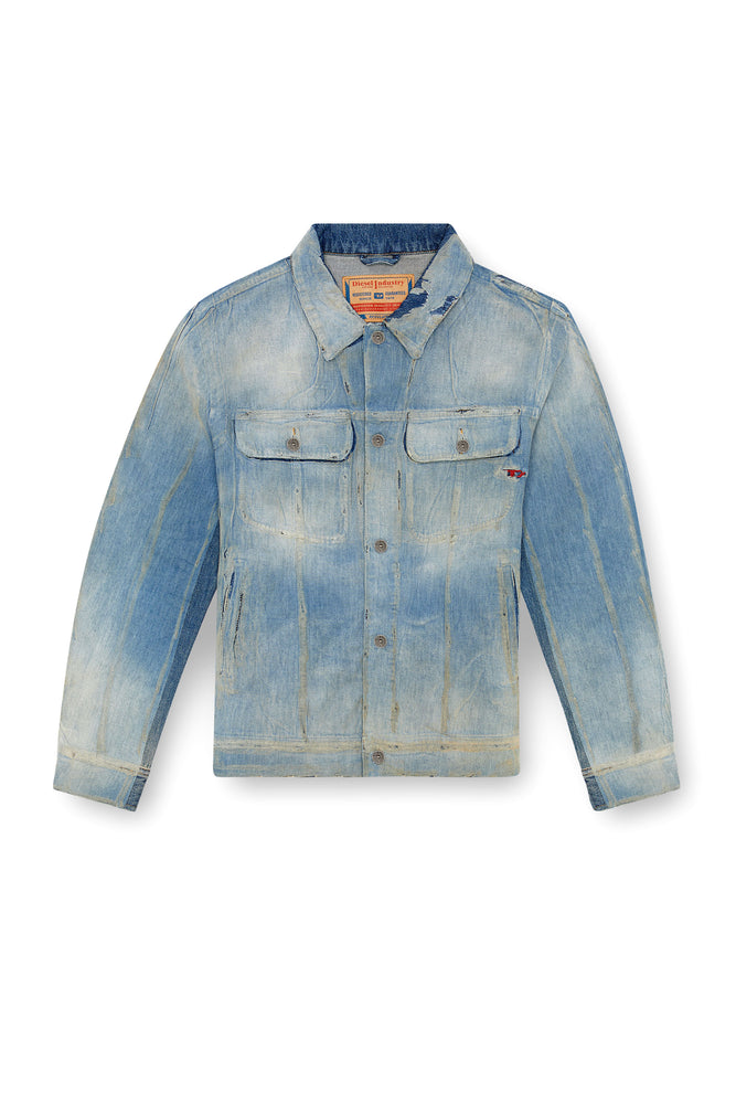 Trucker jacket in peel-off denim (5)
