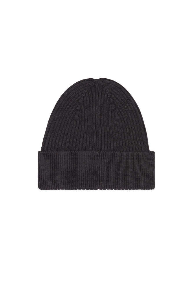 Ribbed beanie with logo patch (2)
