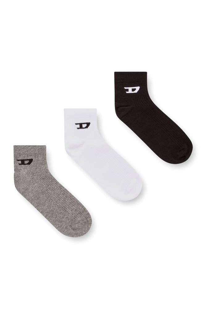 Three-pack ankle socks with D logo