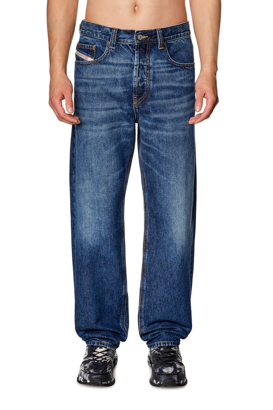 Straight Jeans - 2010 D-Macs & 8058992132478 & 8058992132492 & 8058992132515 & 8058992132539