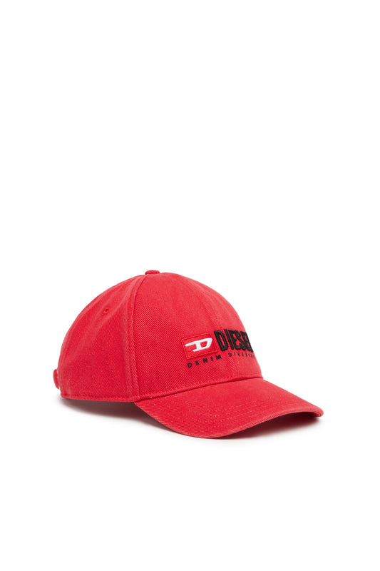 Baseball cap with logo embroidery