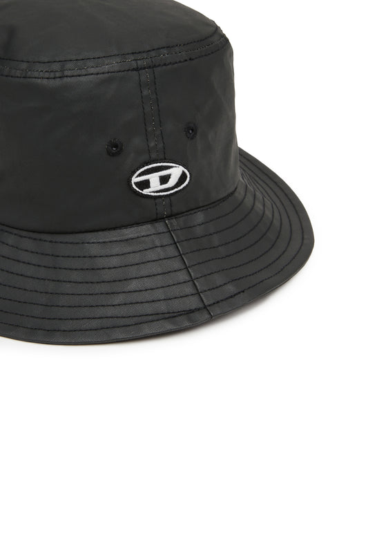 Bucket hat in coated twill (2)