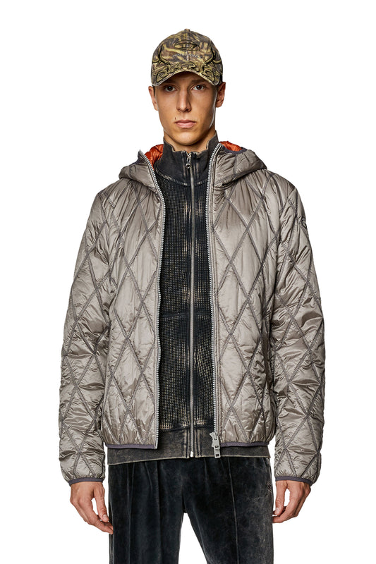 Hooded jacket in quilted nylon & 8058992108046 & 8058992108060 & 8058992108077 & 8058992108053