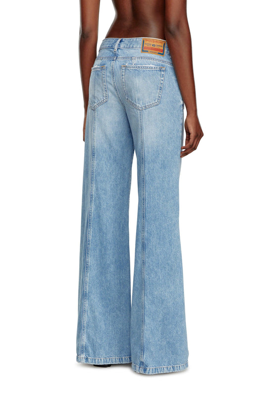 Bootcut and Flare Jeans - D-Akii (1)