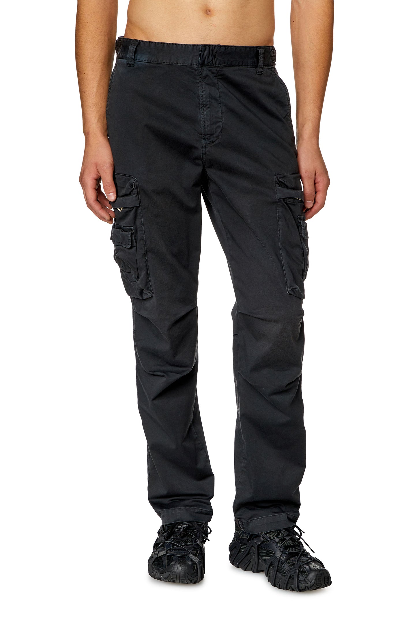 Faded cargo pants in stretch cotton & 8058992043576 & 8058992043613 & 8058992043583 & 8058992043590