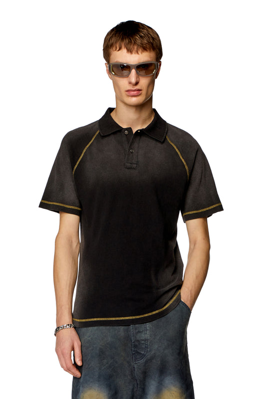 Polo shirt with sun-faded effects & 8058992219261 & 8058992219216 & 8058992219223 & 8058992219230