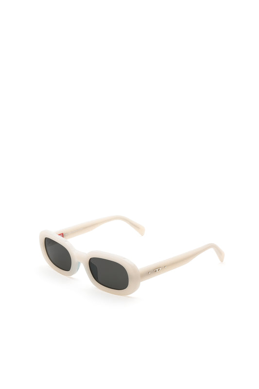 Iconic oval sunglasses (1)