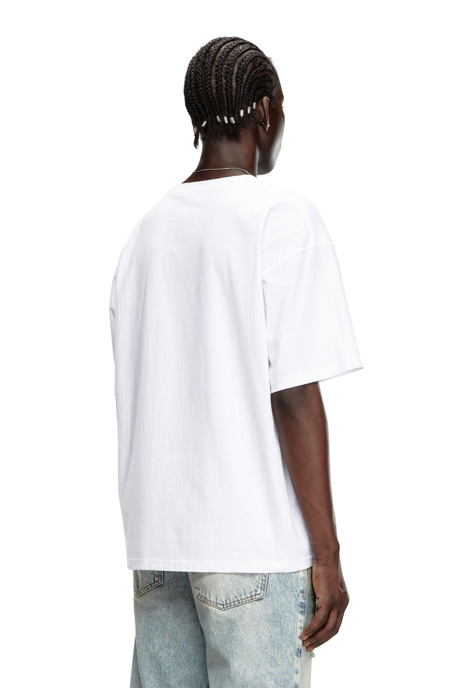 T-shirt with jacquard logo patch (1)