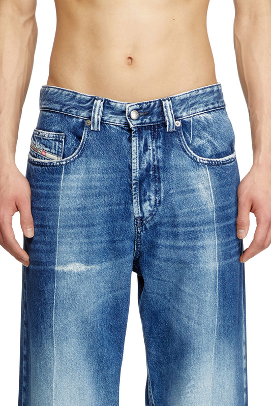 Relaxed Jeans Low Waist 2001 D-Macro (2)