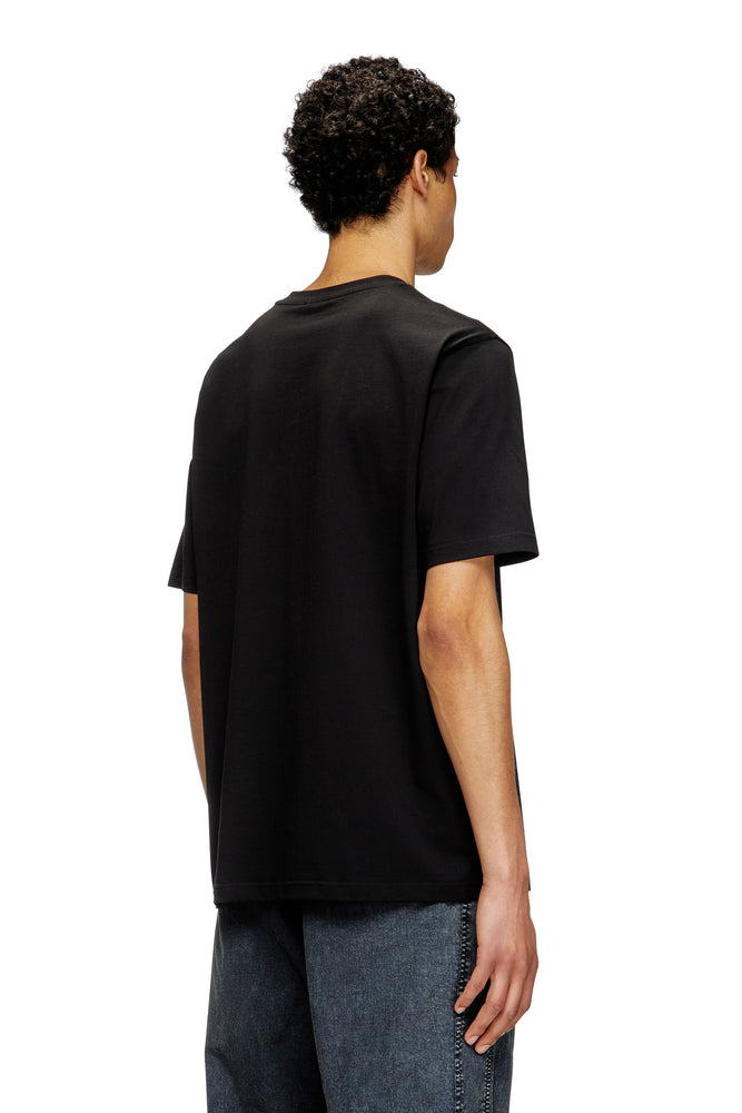 T-shirt with cut-out Oval D (1)