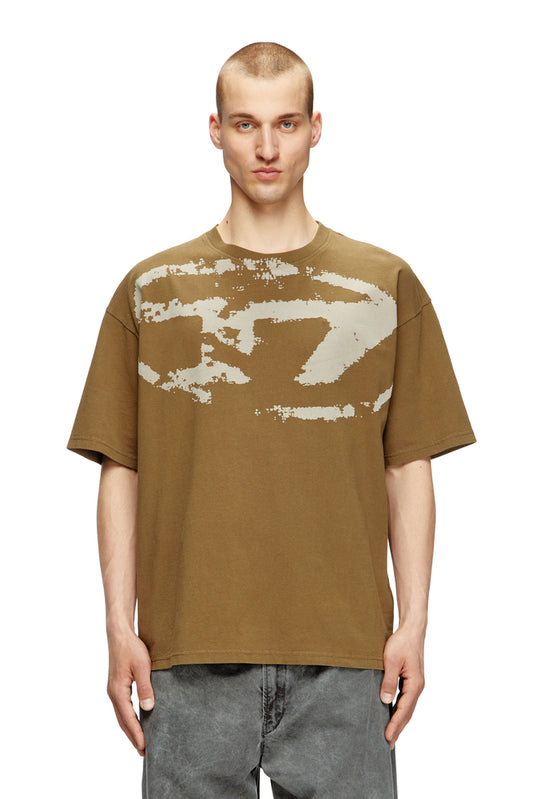 T-shirt with distressed flocked logo