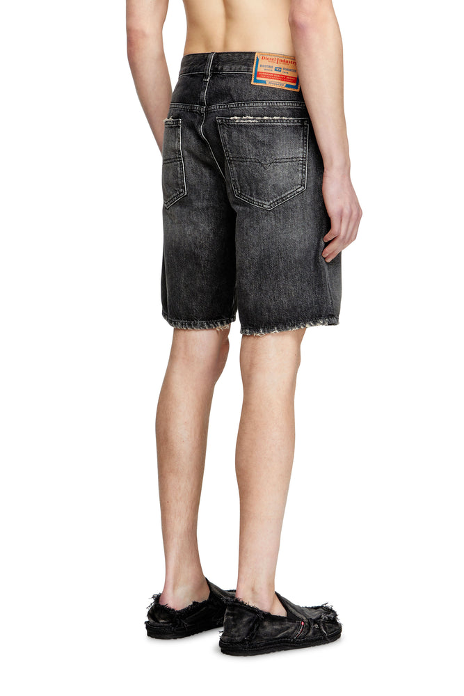 Slim denim shorts (1)