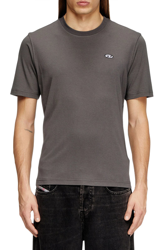 T-shirt with Oval D patch