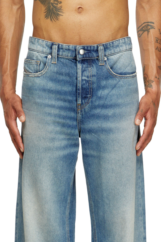 Relaxed Jeans - 2001 D-Macro (2)
