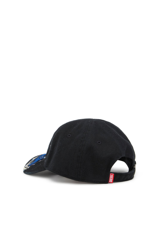 Baseball cap with bold Oval D (1)