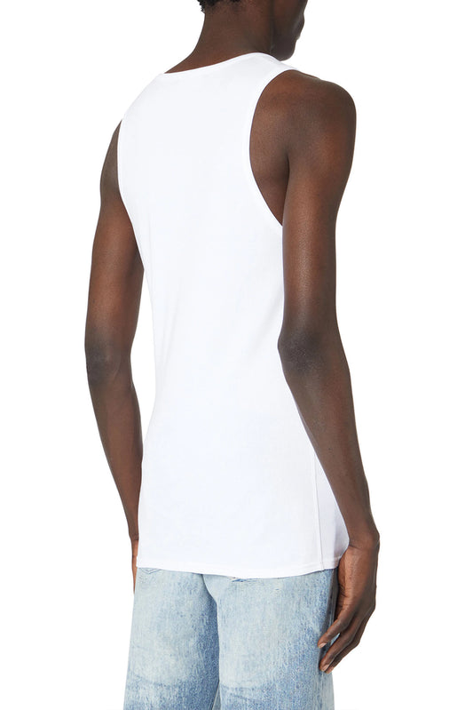 Ribbed tank with Oval D (1)