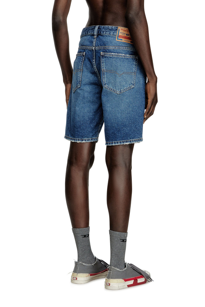 Slim denim shorts (1)