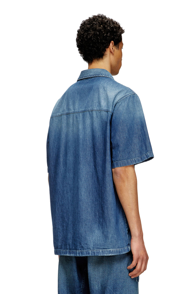 Bowling shirt in contrast-effect denim (1)