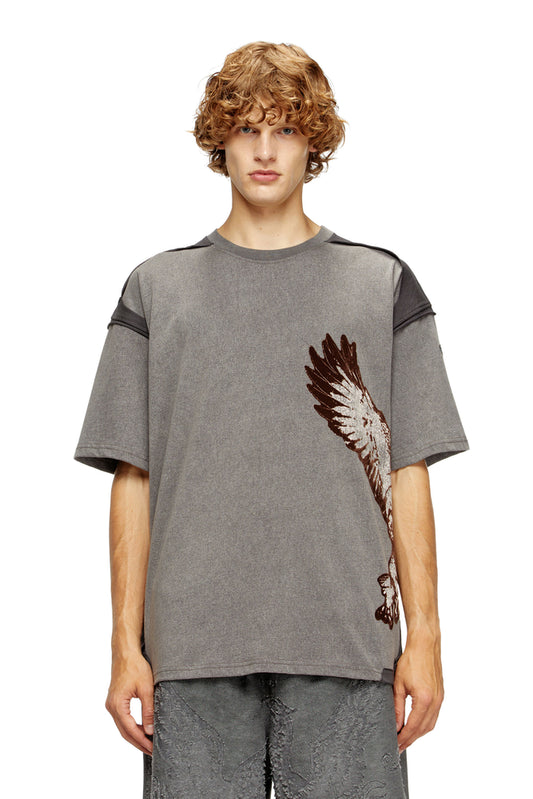 Peel-off T-shirt with eagle print