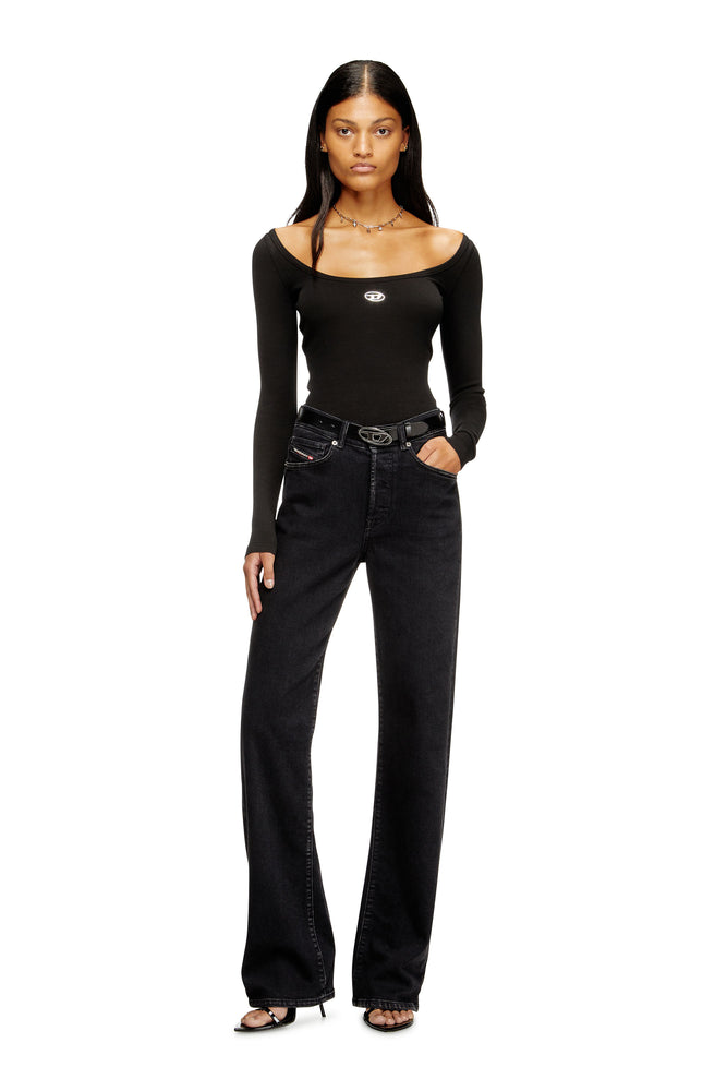 Long sleeve ribbed top with metallic Oval D (2)