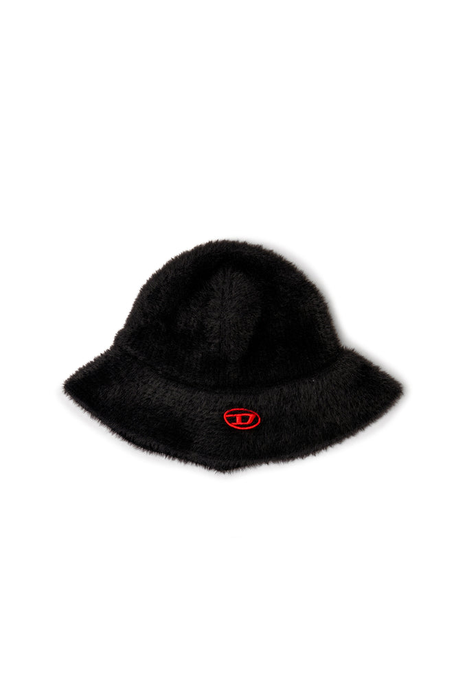 Fluffy bucket hat with Oval D embroidery