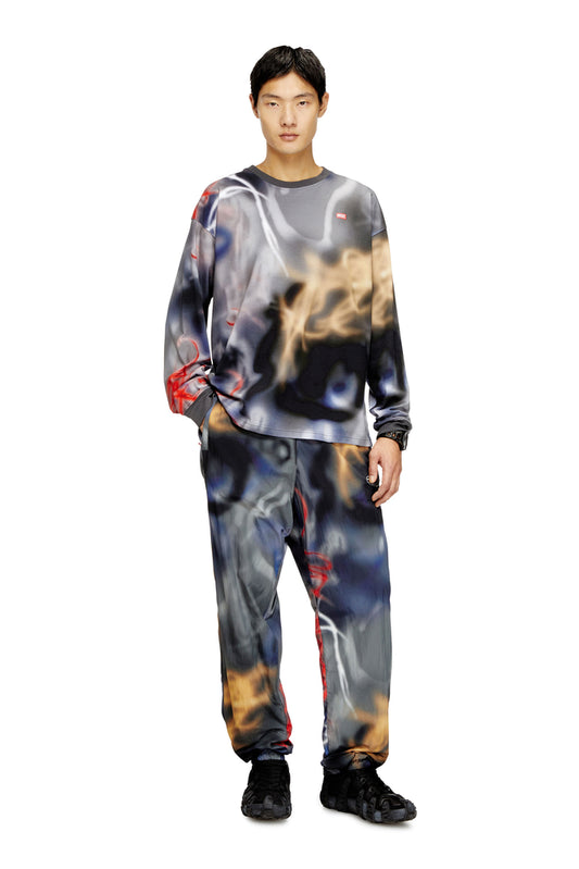 Long-sleeve graffiti-print T-shirt (2)