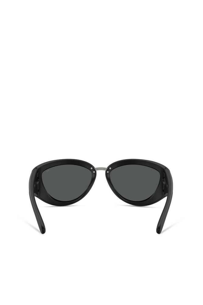Injected Woman Sunglasses (2)