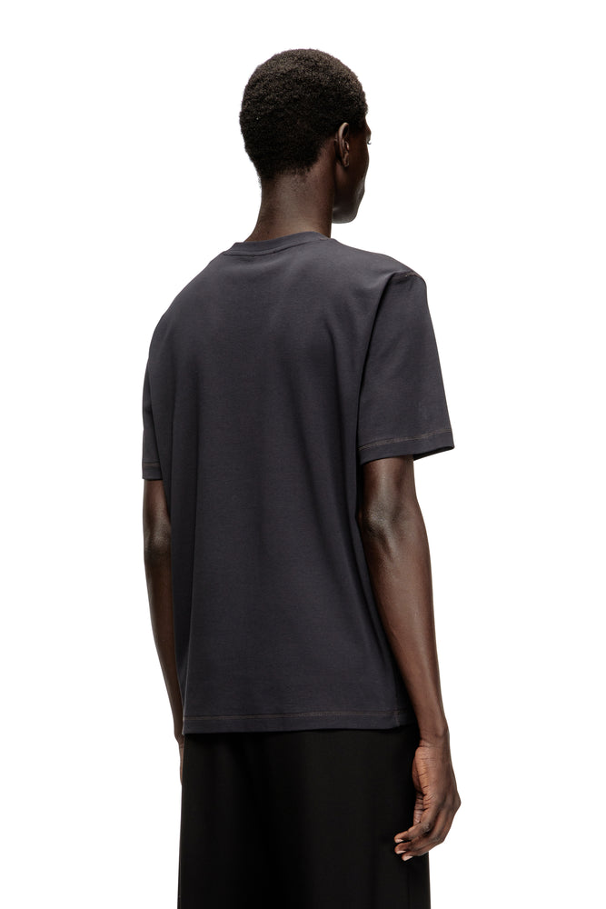 Regular T-shirt with crew neck and Oval D (1)
