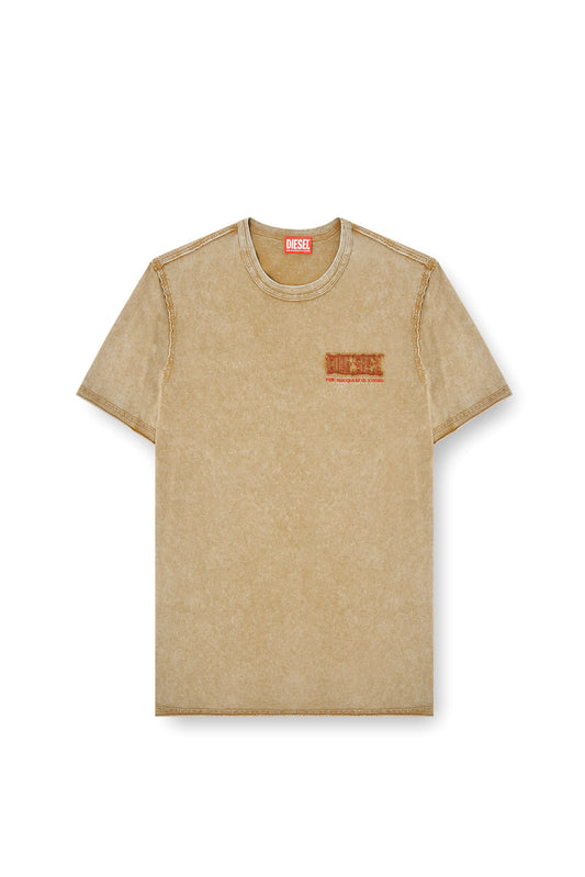 Acid-wash T-shirt with raw edges (3)