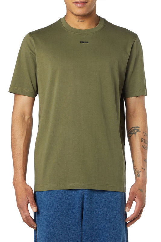 T-shirt with micro metal logo