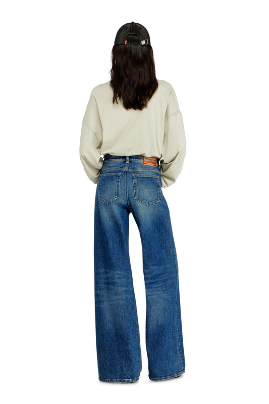 Flare Jeans Regular Waist 1978 D-Akemi (4)