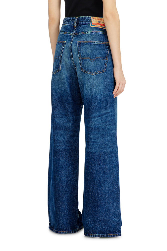 Relaxed Jeans Low Waist 1996 D-Sire (1)