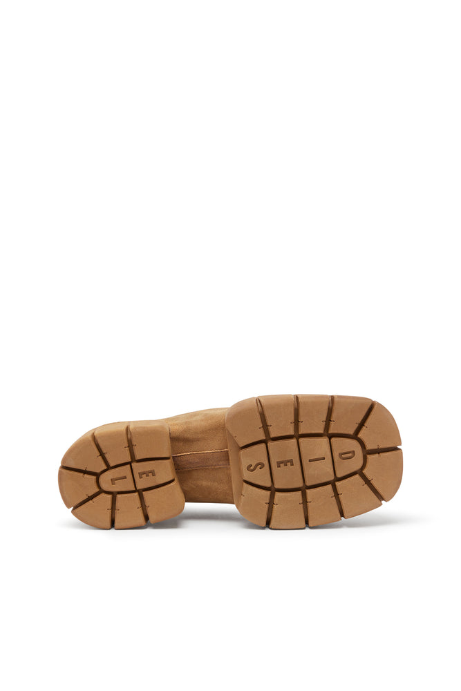 D-Tex-Moccasin-style shoes in waxed suede (3)