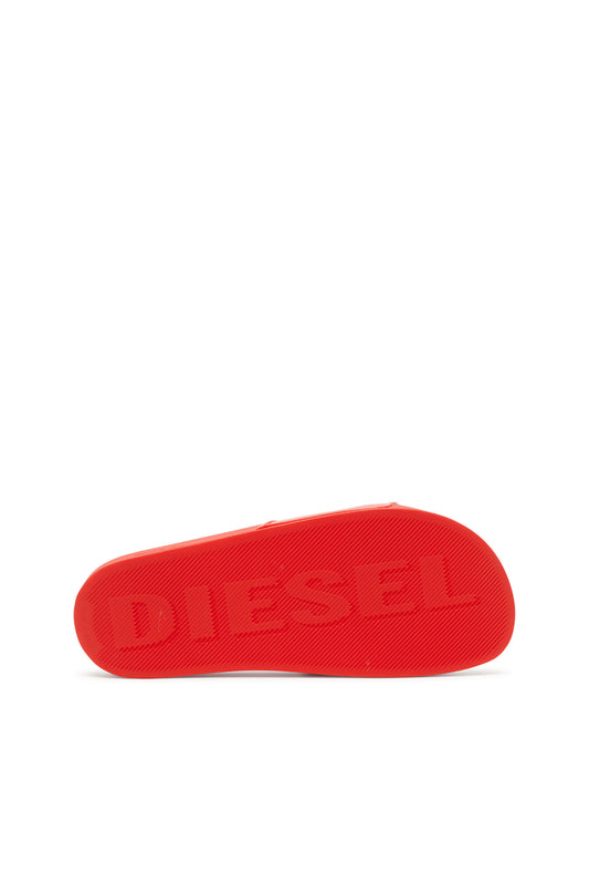 Sa-Clyde -  Rubber slides with moulded Oval D (3)