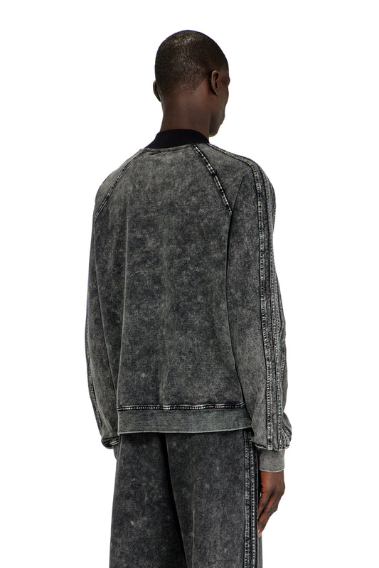 Zip-up sweatshirt with sleeve bands (1)