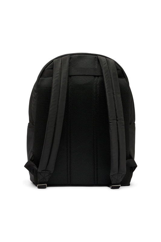 Multi-Pkts-Multipocket backpack in utilitarian shell (1)