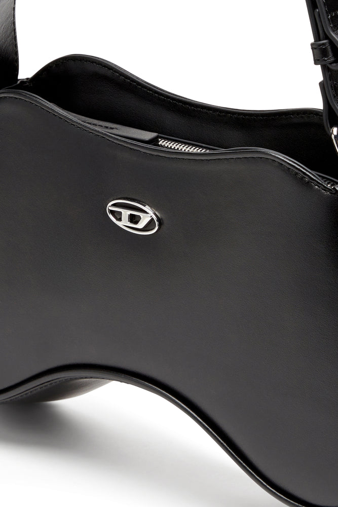 Play-Semi gloss leather shoulder bag (4)