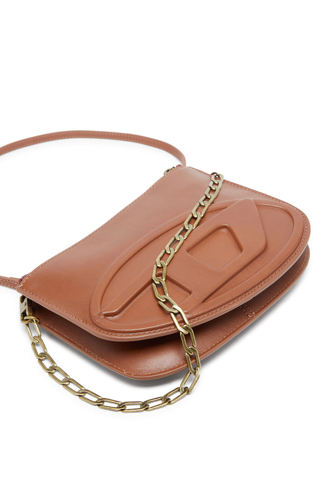 1DR Twin-Double-pouch shoulder bag in pull-up leather (4)