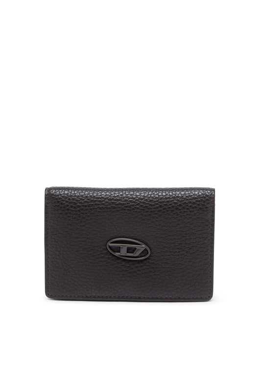 Slim card holder in grainy leather