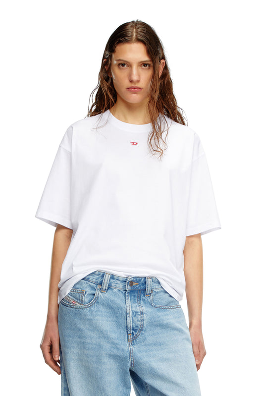 T-Shirt With Embroidered D Patch (3)