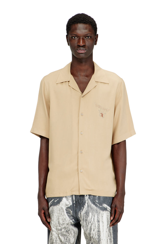Fluid bowling shirt with faded logo graphic