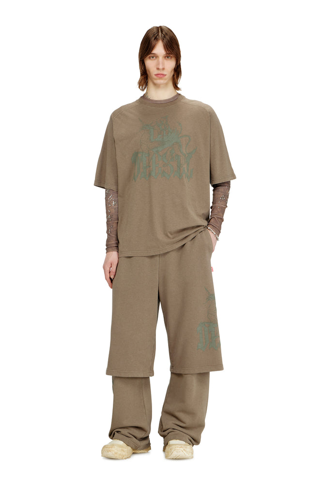 Treated longline shorts with print (3)