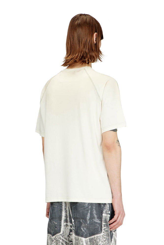 T-shirt with griffin print (1)