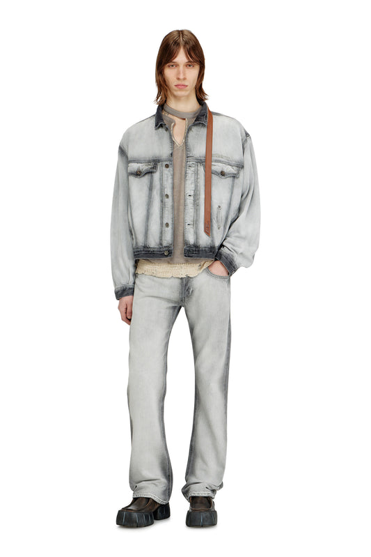 Trucker jacket in soft skeleton denim (3)