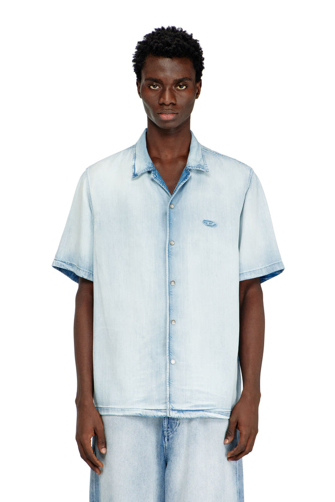 Bowling shirt in fluid skeleton Tencel denim