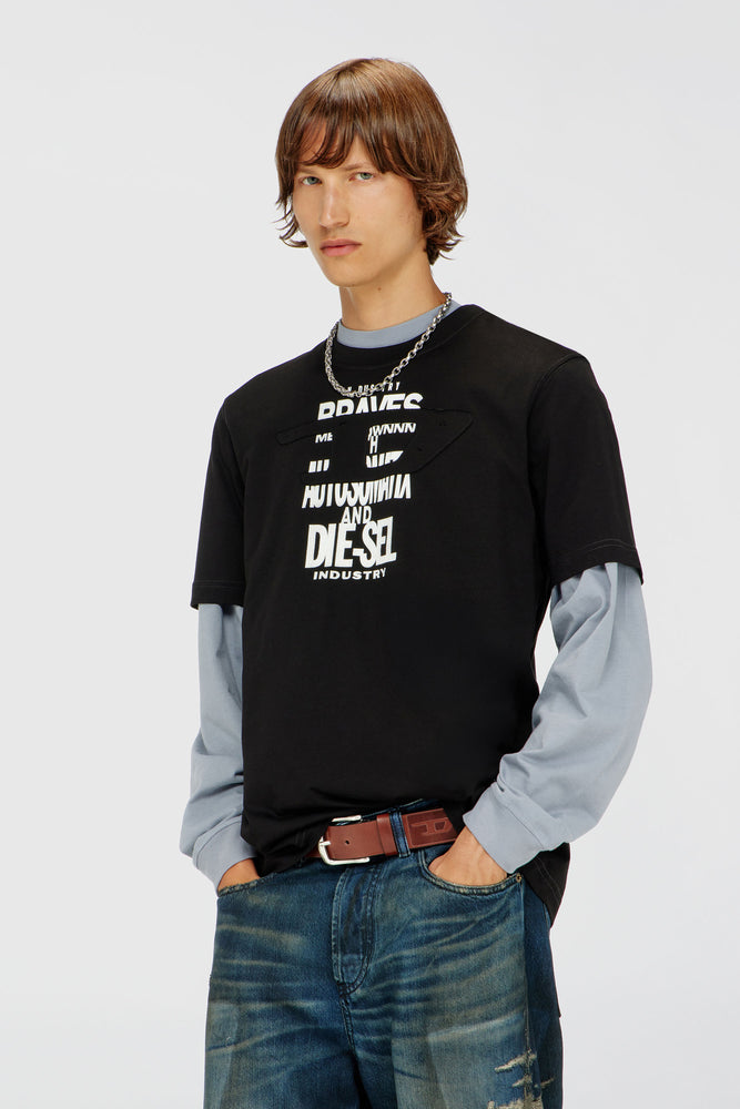 Regular T-shirt with graphic print and patch