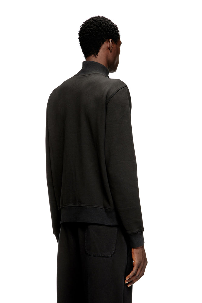 Wweatshirt with mock neck and metallic Oval D (1)