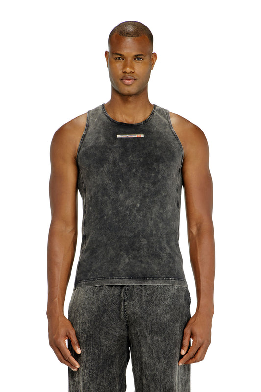 Cotton tank with treated effect