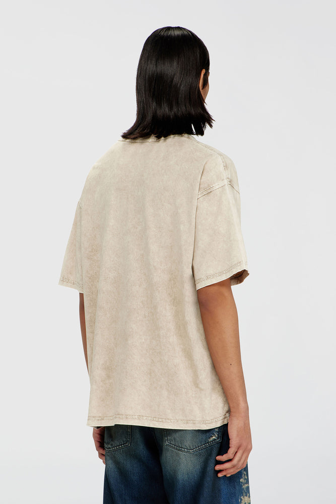 Cotton T-shirt with treated effect (1)
