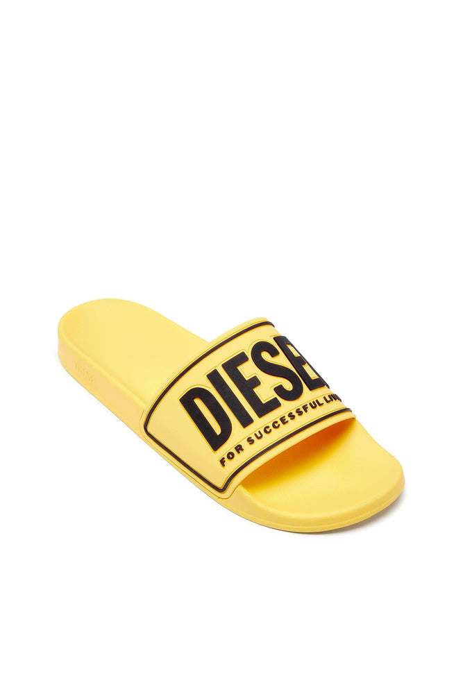 Sa-Mayemi-Pool slides with 3D logo (5)